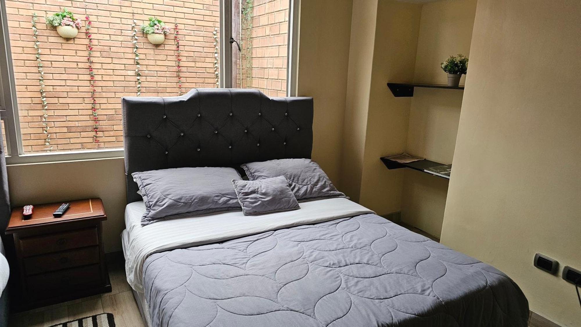 בוגוטה Colisseum Roma House- Campin Simon Bolivar Movistar Embajada Compensar חדר תמונה