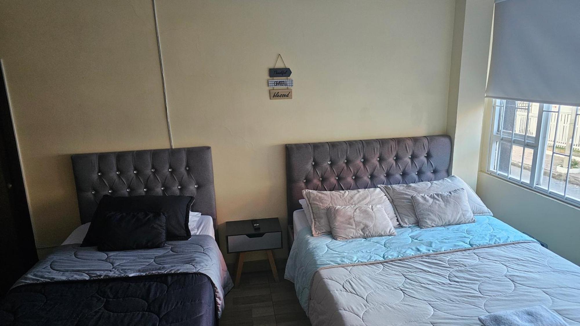 בוגוטה Colisseum Roma House- Campin Simon Bolivar Movistar Embajada Compensar חדר תמונה